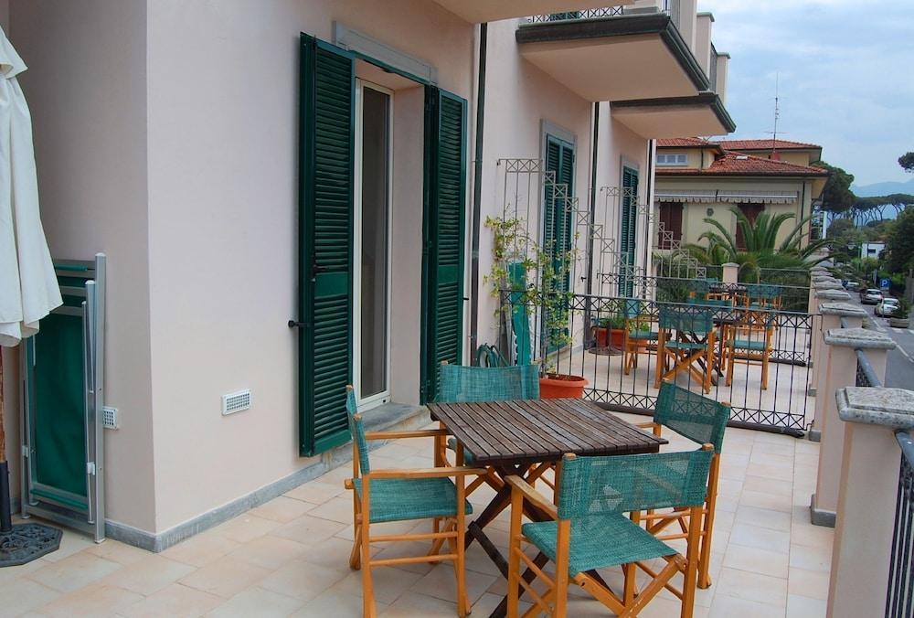 Riviera Residence Marina di Pietrasanta Eksteriør billede
