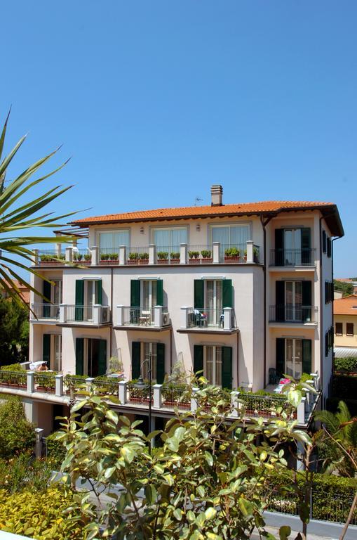 Riviera Residence Marina di Pietrasanta Eksteriør billede