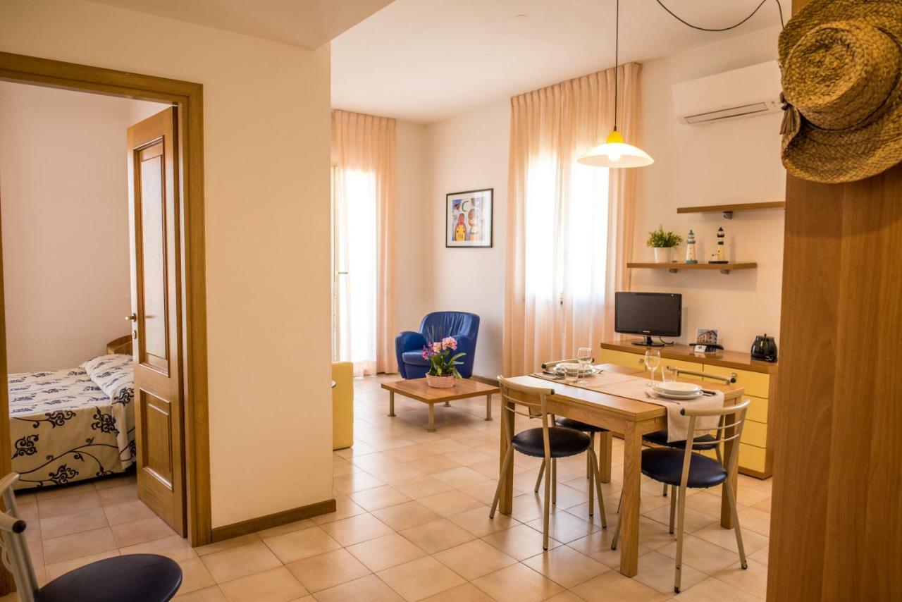 Riviera Residence Marina di Pietrasanta Eksteriør billede